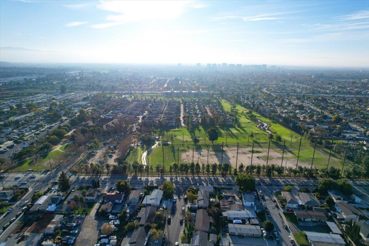 Detail Gallery Image 31 of 32 For 201 San Antonio Pl, San Jose,  CA 95116 - 3 Beds | 2/1 Baths