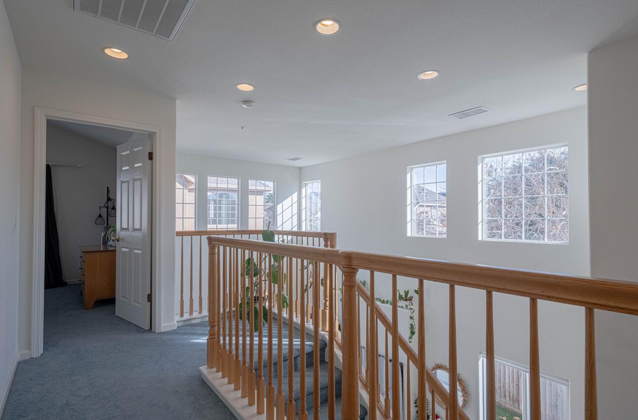 Detail Gallery Image 16 of 30 For 1935 Bradbury St, Salinas,  CA 93906 - 3 Beds | 2 Baths