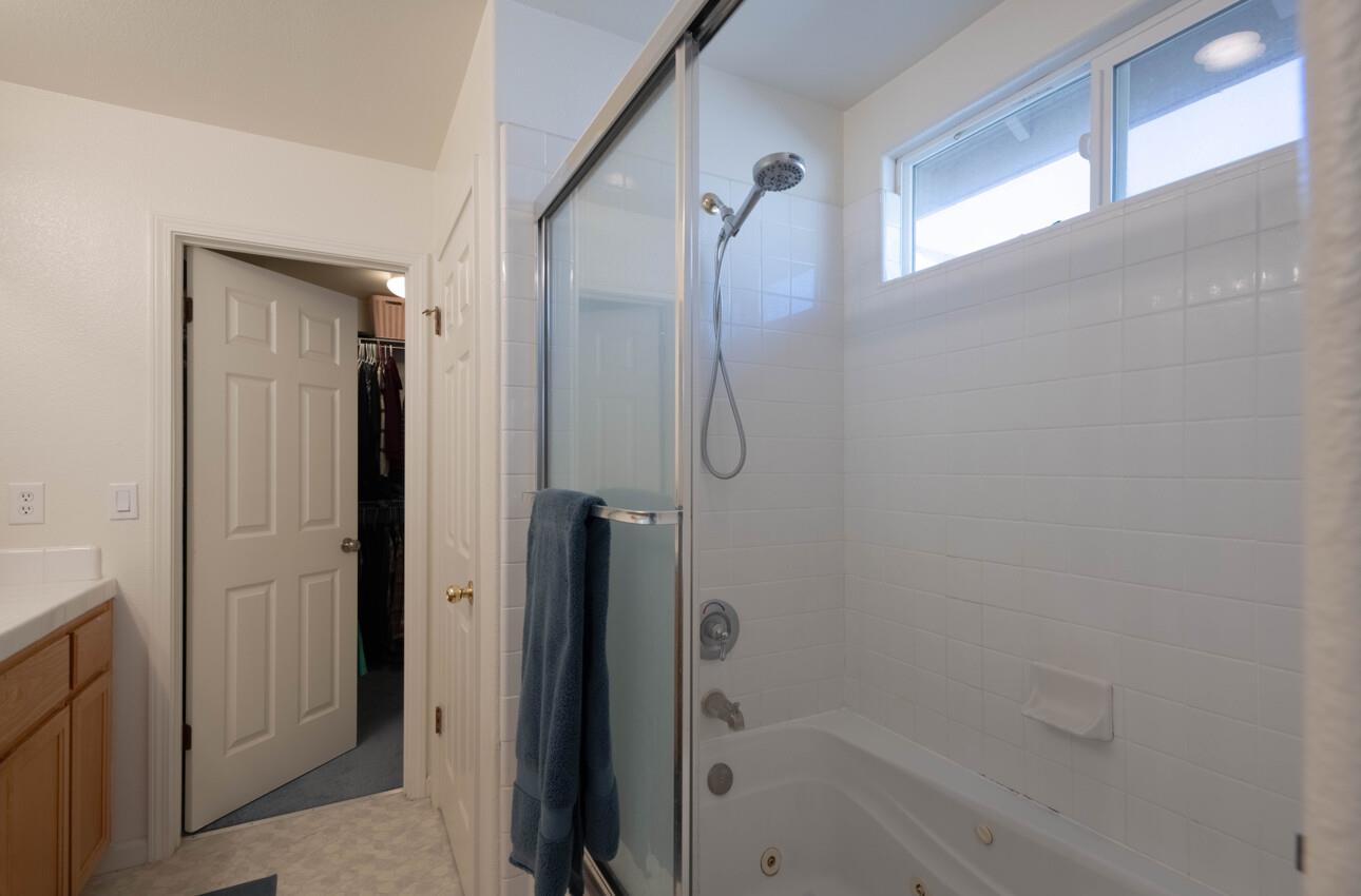 Detail Gallery Image 21 of 30 For 1935 Bradbury St, Salinas,  CA 93906 - 3 Beds | 2 Baths