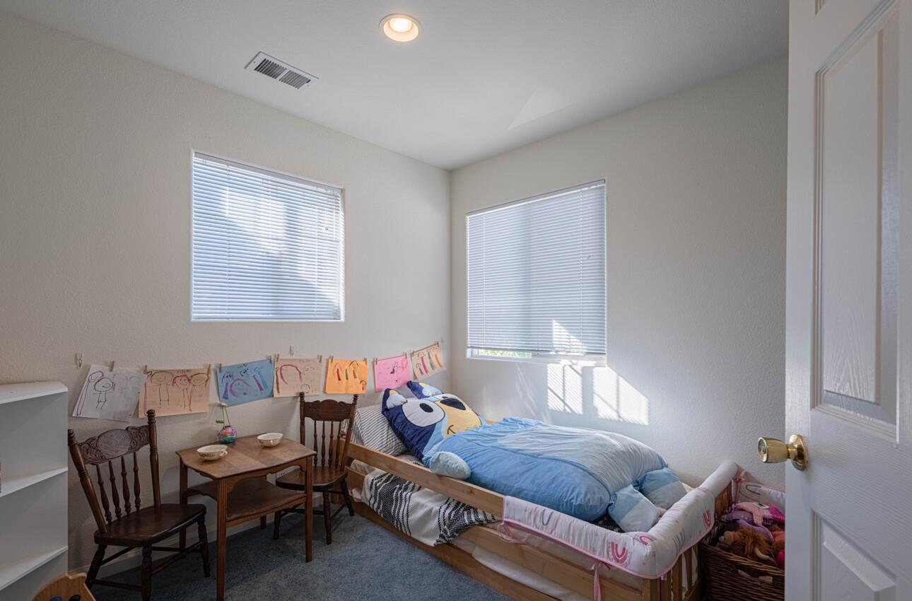 Detail Gallery Image 22 of 30 For 1935 Bradbury St, Salinas,  CA 93906 - 3 Beds | 2 Baths