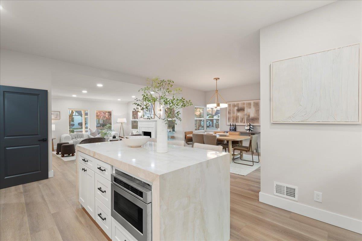 Detail Gallery Image 13 of 56 For 1162 Crescent Dr, San Jose,  CA 95125 - 4 Beds | 4 Baths