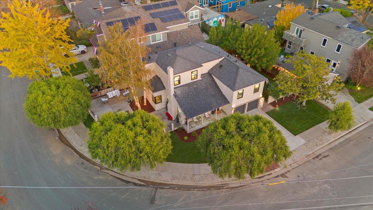 Detail Gallery Image 3 of 56 For 1162 Crescent Dr, San Jose,  CA 95125 - 4 Beds | 4 Baths