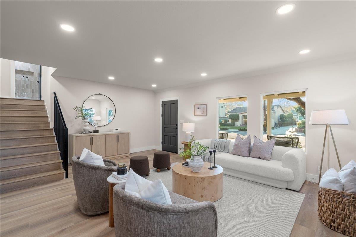 Detail Gallery Image 7 of 56 For 1162 Crescent Dr, San Jose,  CA 95125 - 4 Beds | 4 Baths