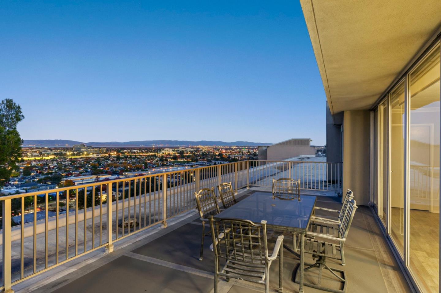 Detail Gallery Image 35 of 36 For 300 Davey Glen Rd #3621,  Belmont,  CA 94002 - 3 Beds | 3 Baths