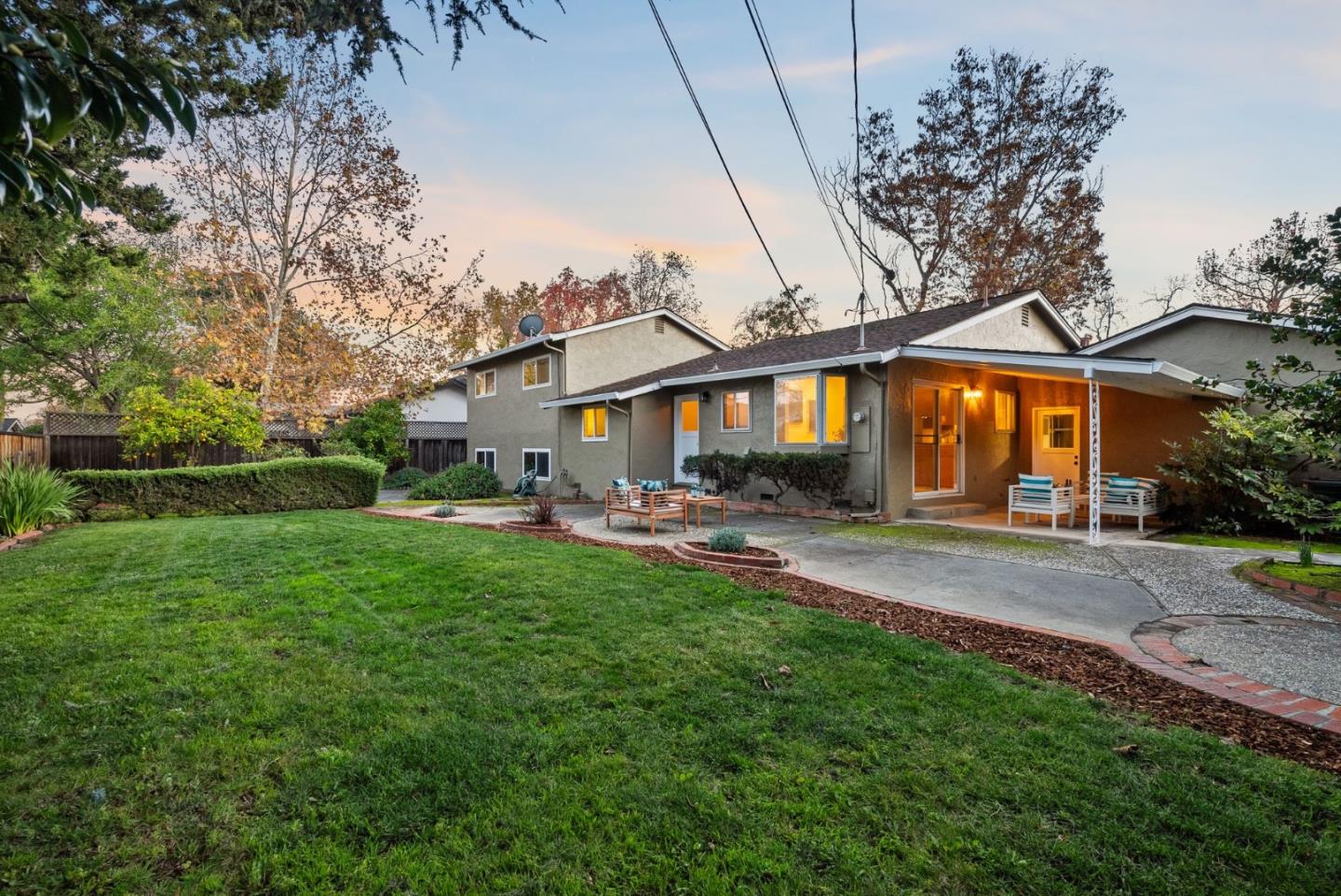 Detail Gallery Image 3 of 33 For 5231 Eileen Dr, San Jose,  CA 95129 - 4 Beds | 2/1 Baths