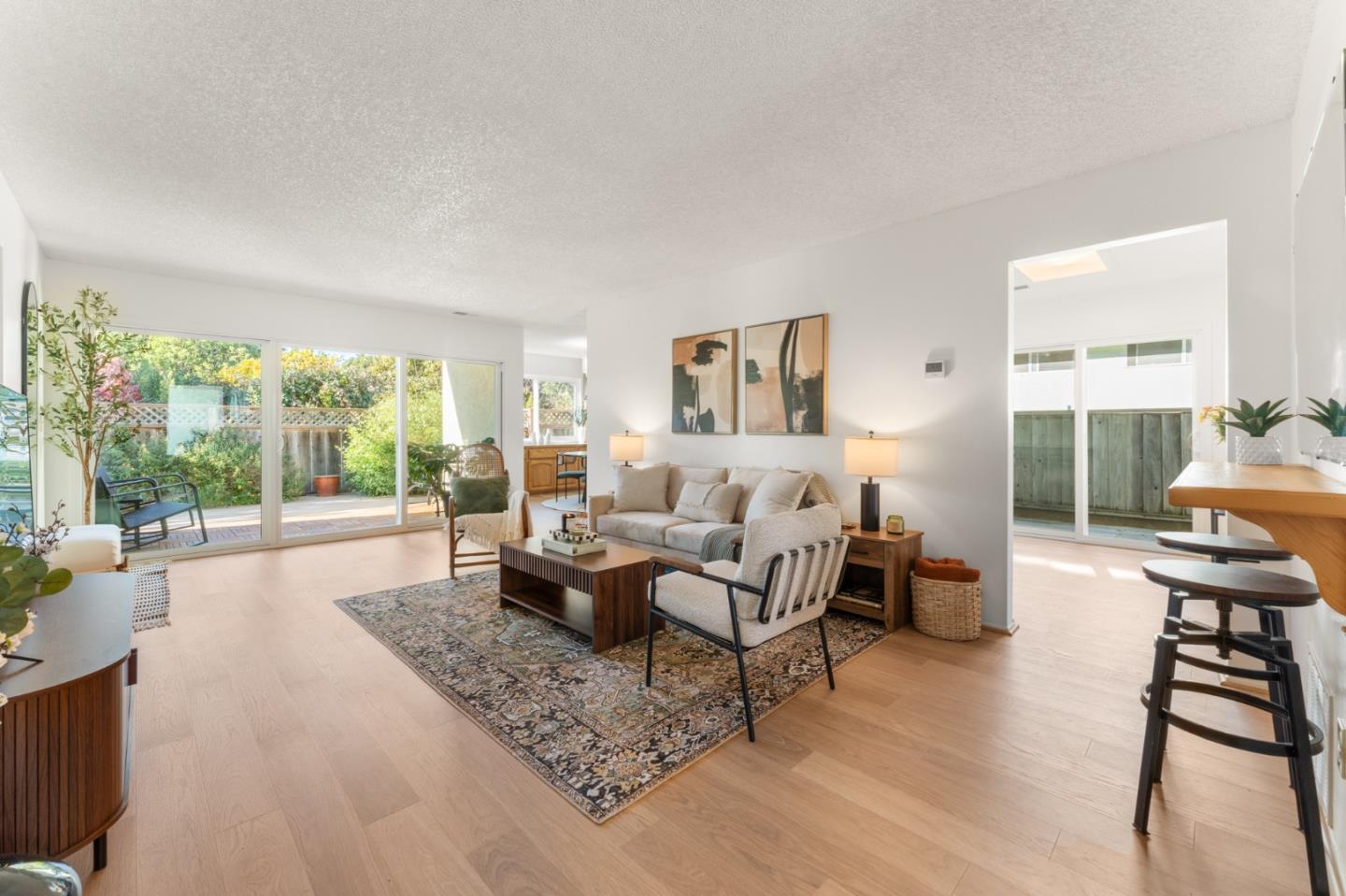 Detail Gallery Image 3 of 26 For 643 Peartree Dr, Watsonville,  CA 95076 - 2 Beds | 2 Baths