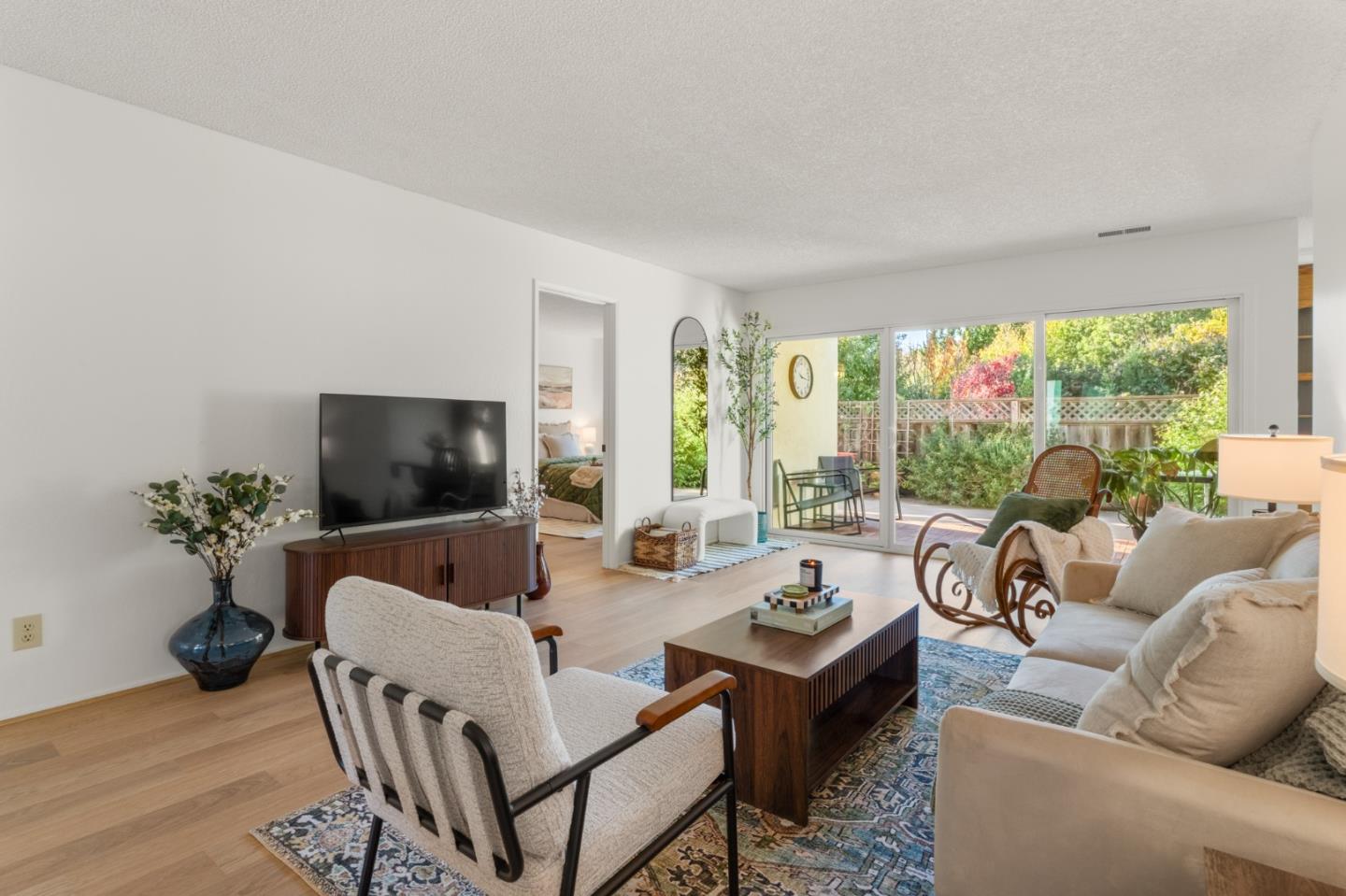 Detail Gallery Image 8 of 26 For 643 Peartree Dr, Watsonville,  CA 95076 - 2 Beds | 2 Baths