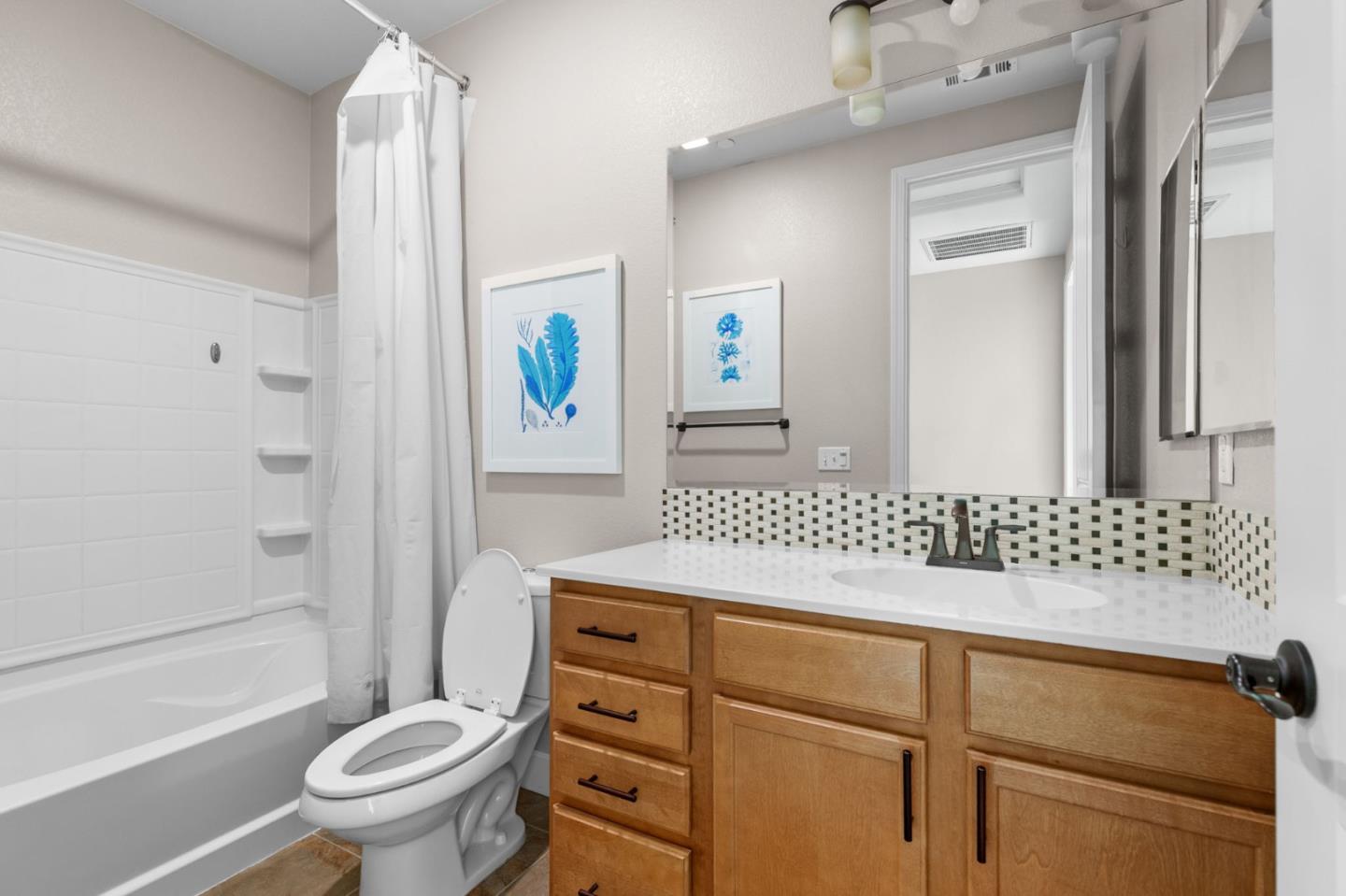 Detail Gallery Image 37 of 52 For 1038 Giacomo Ln, San Jose,  CA 95131 - 4 Beds | 3/1 Baths