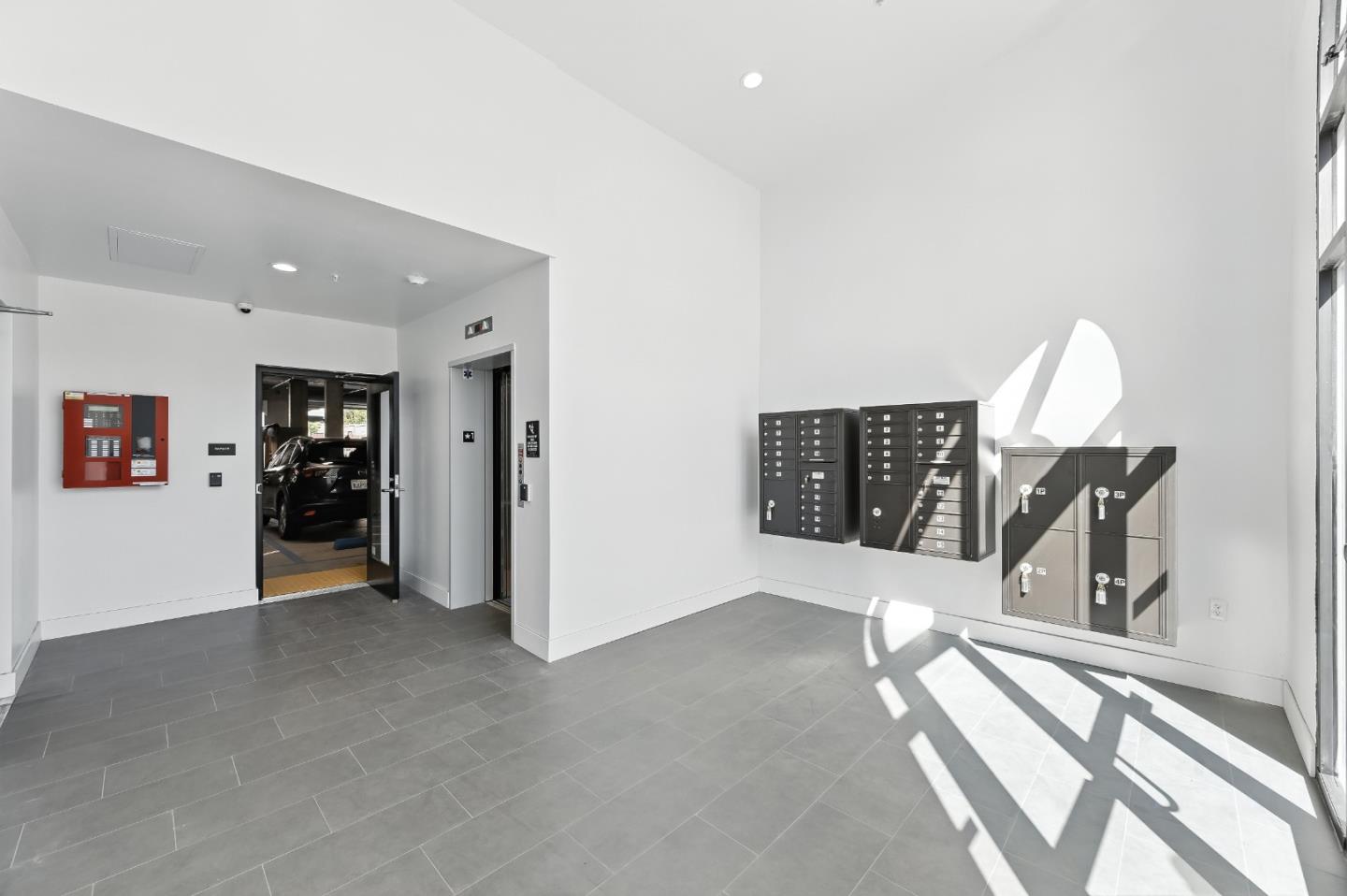 Detail Gallery Image 42 of 48 For 560 El Camino Real #406,  San Carlos,  CA 94070 - 2 Beds | 2 Baths