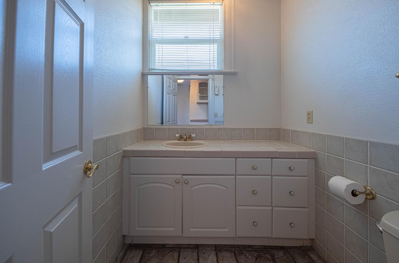 Detail Gallery Image 15 of 21 For 35 Maple St, Salinas,  CA 93901 - – Beds | – Baths