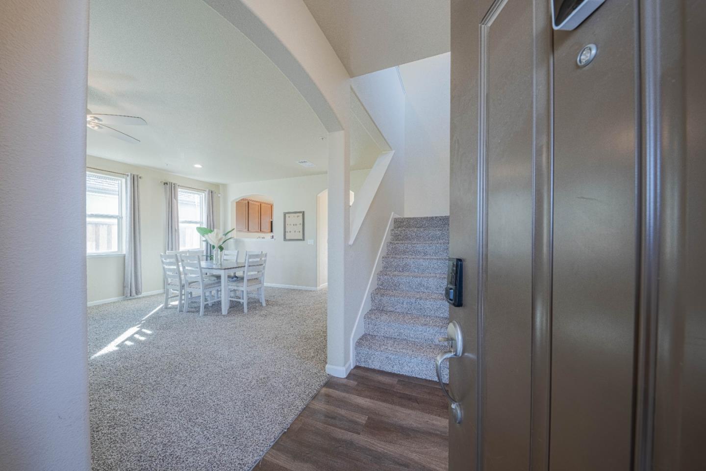 Detail Gallery Image 4 of 31 For 773 Brandywine Ln, King City,  CA 93930 - 4 Beds | 3 Baths