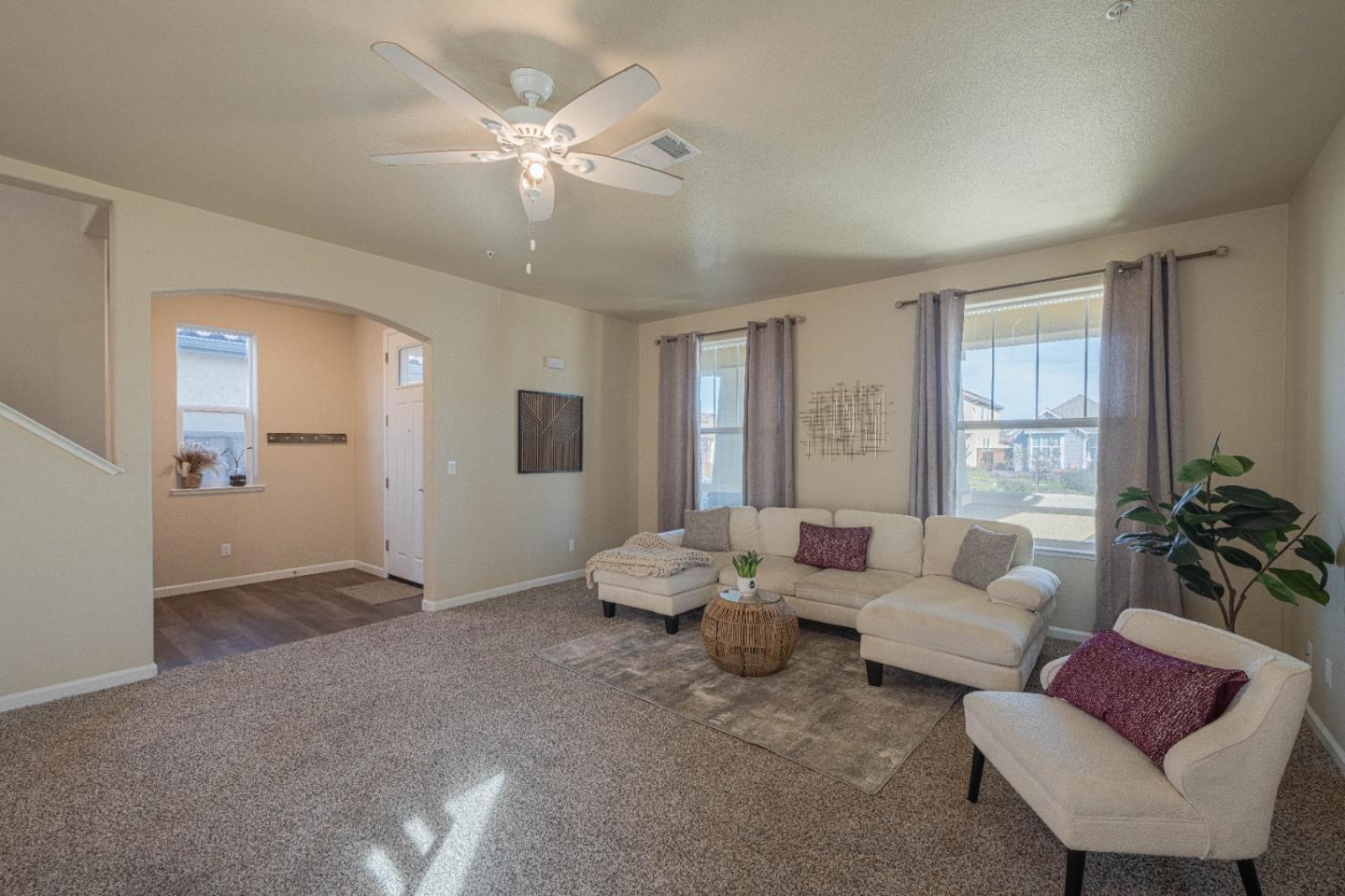 Detail Gallery Image 7 of 31 For 773 Brandywine Ln, King City,  CA 93930 - 4 Beds | 3 Baths