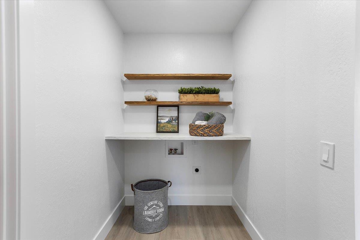 Detail Gallery Image 16 of 31 For 17060 Lon Rd, Los Gatos,  CA 95033 - 4 Beds | 2/1 Baths