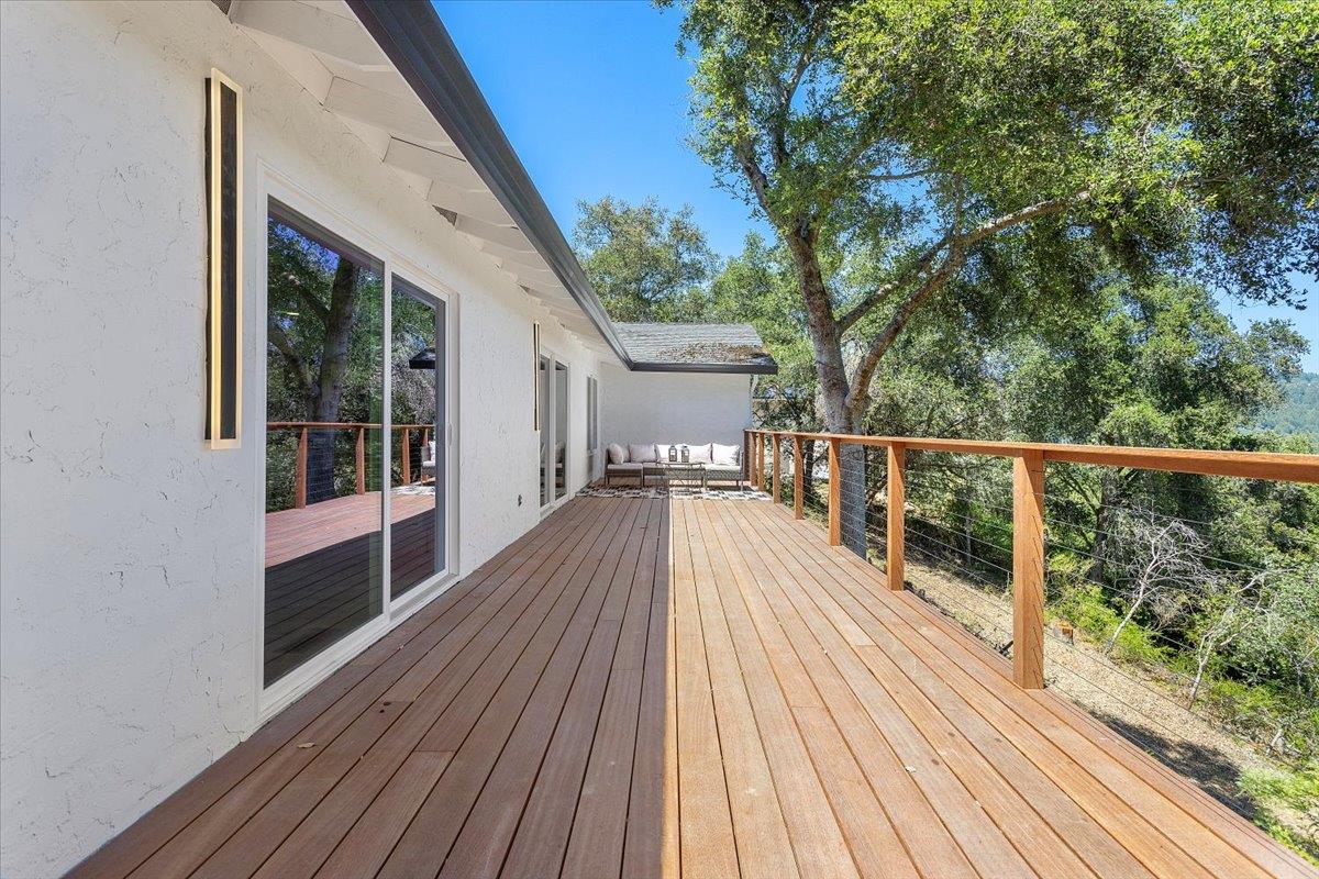 Detail Gallery Image 17 of 31 For 17060 Lon Rd, Los Gatos,  CA 95033 - 4 Beds | 2/1 Baths