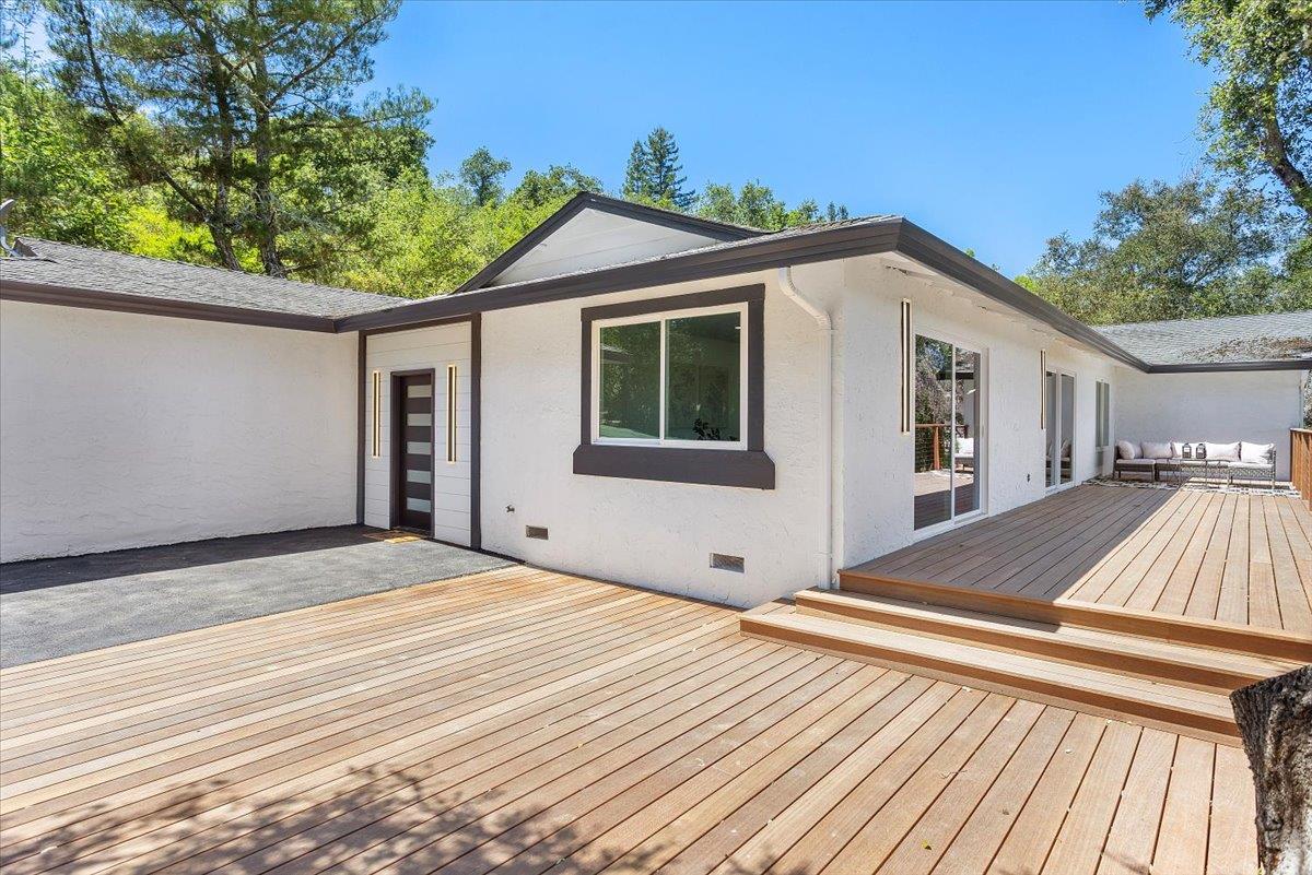 Detail Gallery Image 5 of 31 For 17060 Lon Rd, Los Gatos,  CA 95033 - 4 Beds | 2/1 Baths