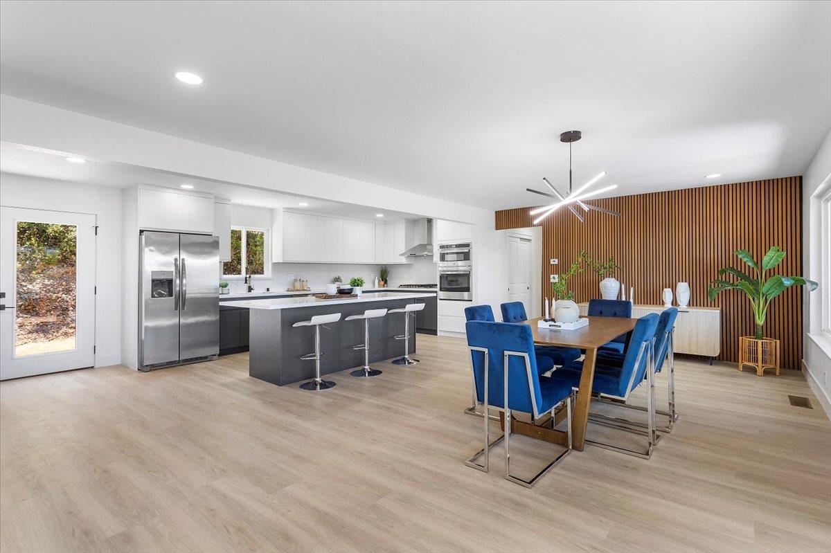 Detail Gallery Image 8 of 31 For 17060 Lon Rd, Los Gatos,  CA 95033 - 4 Beds | 2/1 Baths