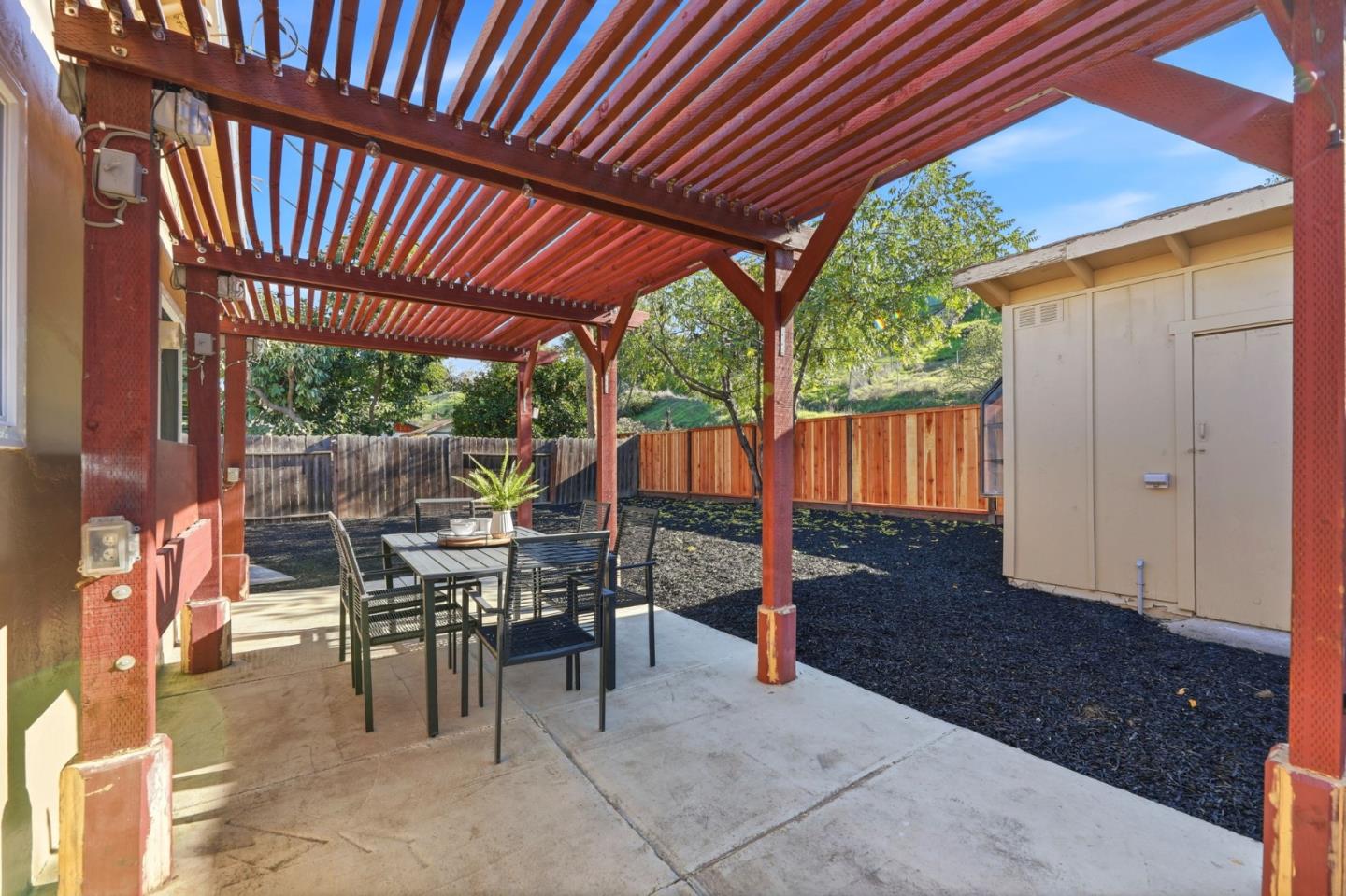 Detail Gallery Image 19 of 23 For 570 Continental Dr, San Jose,  CA 95111 - 3 Beds | 2 Baths