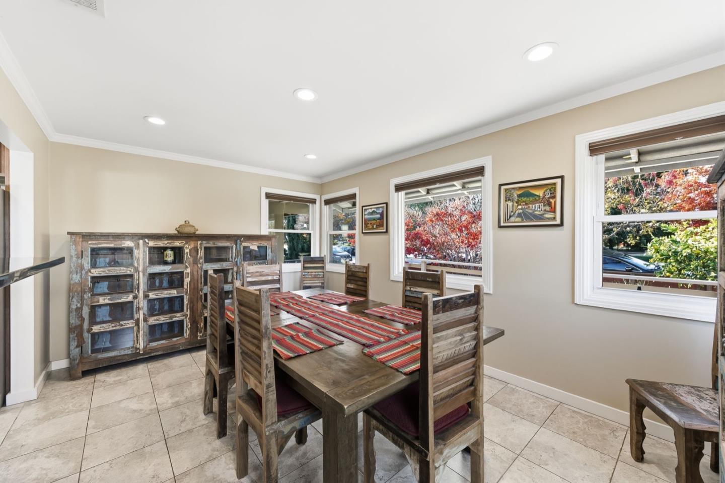 Detail Gallery Image 15 of 36 For 976 2nd Ave, Redwood City,  CA 94063 - 4 Beds | 2 Baths