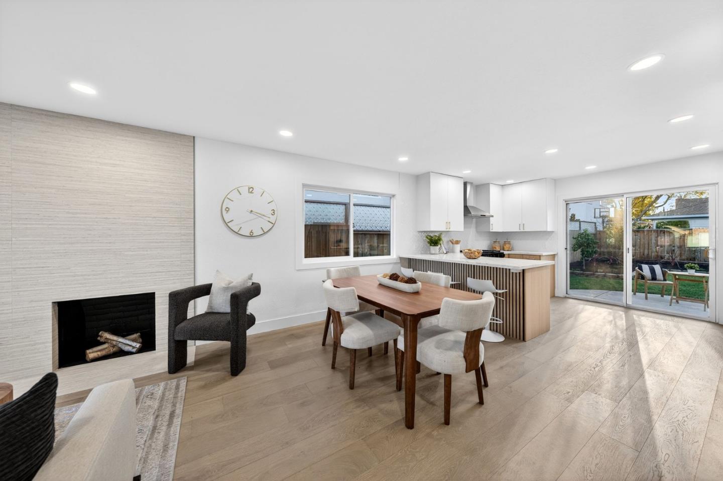 Detail Gallery Image 5 of 30 For 642 Salberg Ave, Santa Clara,  CA 95051 - 3 Beds | 2 Baths