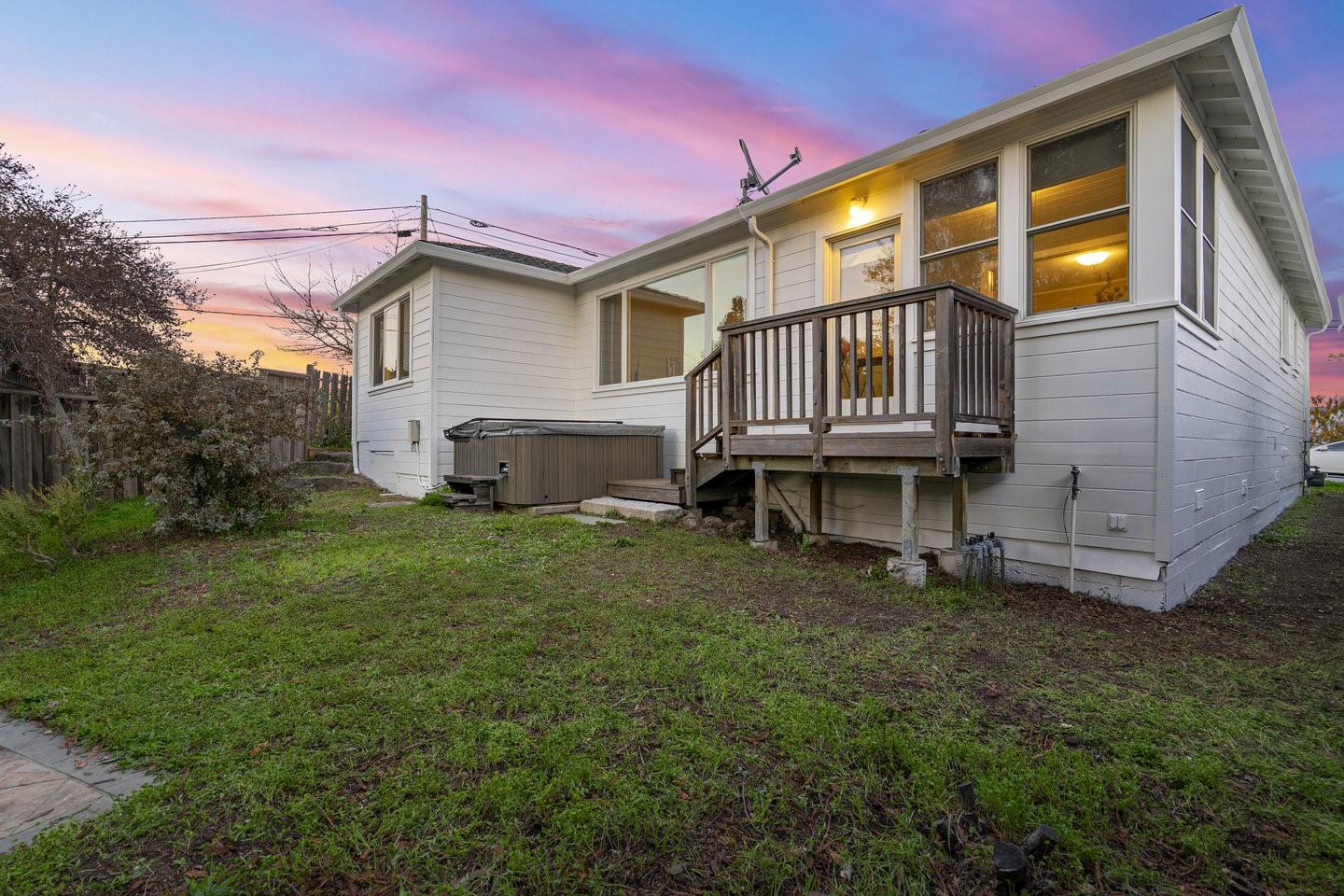 Detail Gallery Image 47 of 51 For 80 Hilltop Dr, San Carlos,  CA 94070 - 2 Beds | 1 Baths