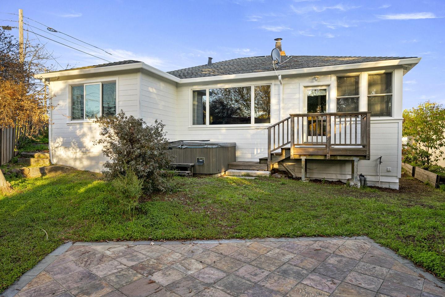 Detail Gallery Image 50 of 51 For 80 Hilltop Dr, San Carlos,  CA 94070 - 2 Beds | 1 Baths