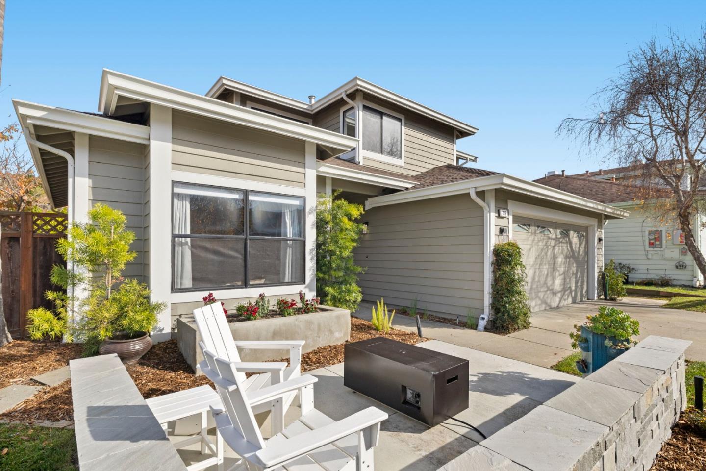 Detail Gallery Image 2 of 107 For 229 Marvilla Cir, Pacifica,  CA 94044 - 4 Beds | 3 Baths