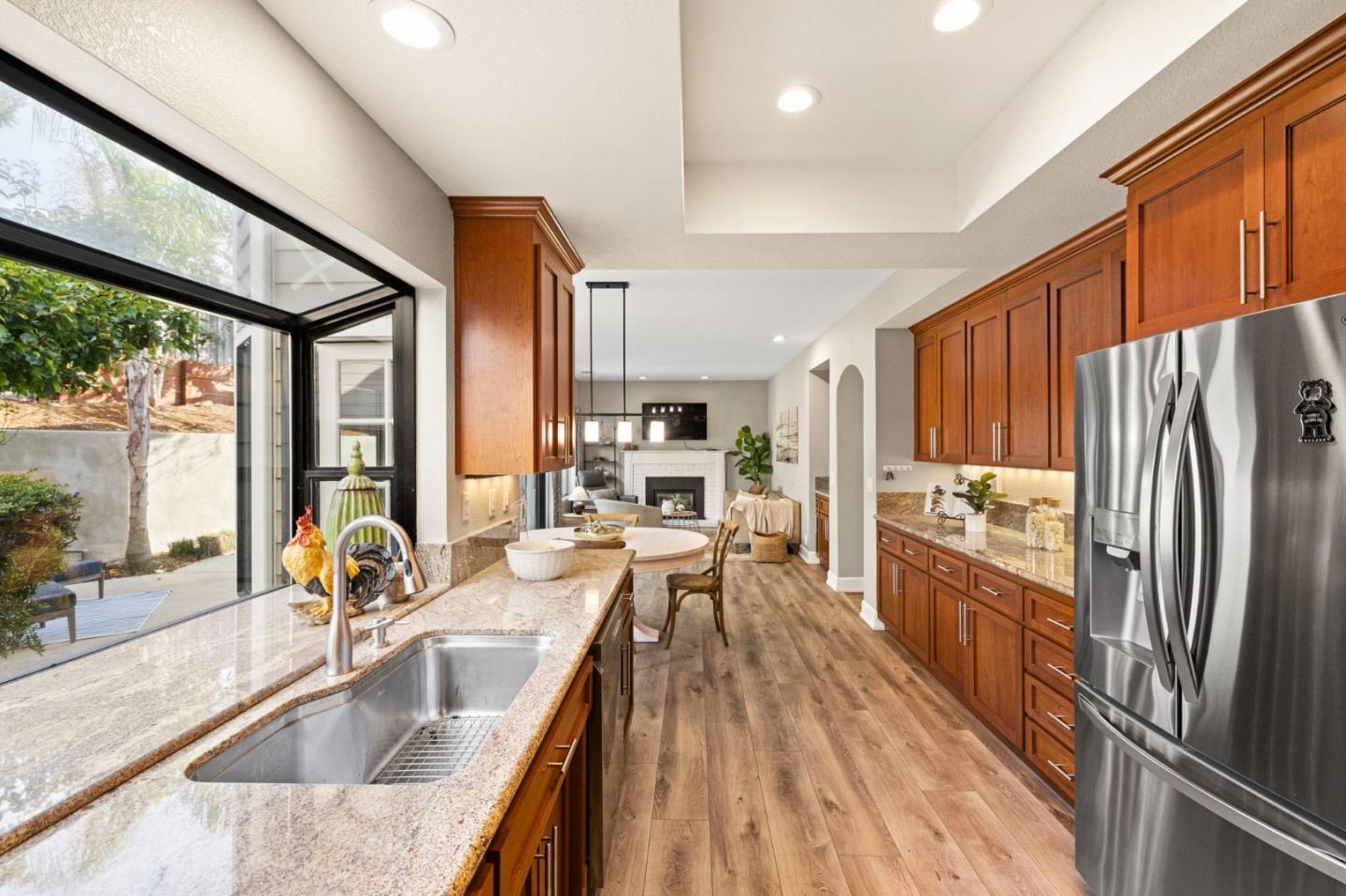 Detail Gallery Image 26 of 107 For 229 Marvilla Cir, Pacifica,  CA 94044 - 4 Beds | 3 Baths