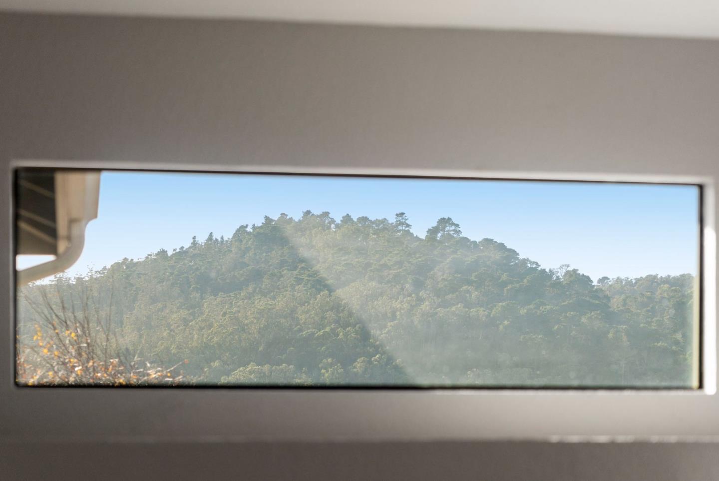 Detail Gallery Image 37 of 107 For 229 Marvilla Cir, Pacifica,  CA 94044 - 4 Beds | 3 Baths