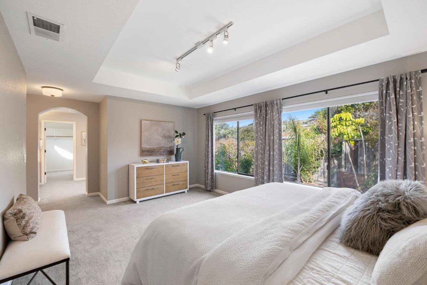 Detail Gallery Image 40 of 107 For 229 Marvilla Cir, Pacifica,  CA 94044 - 4 Beds | 3 Baths