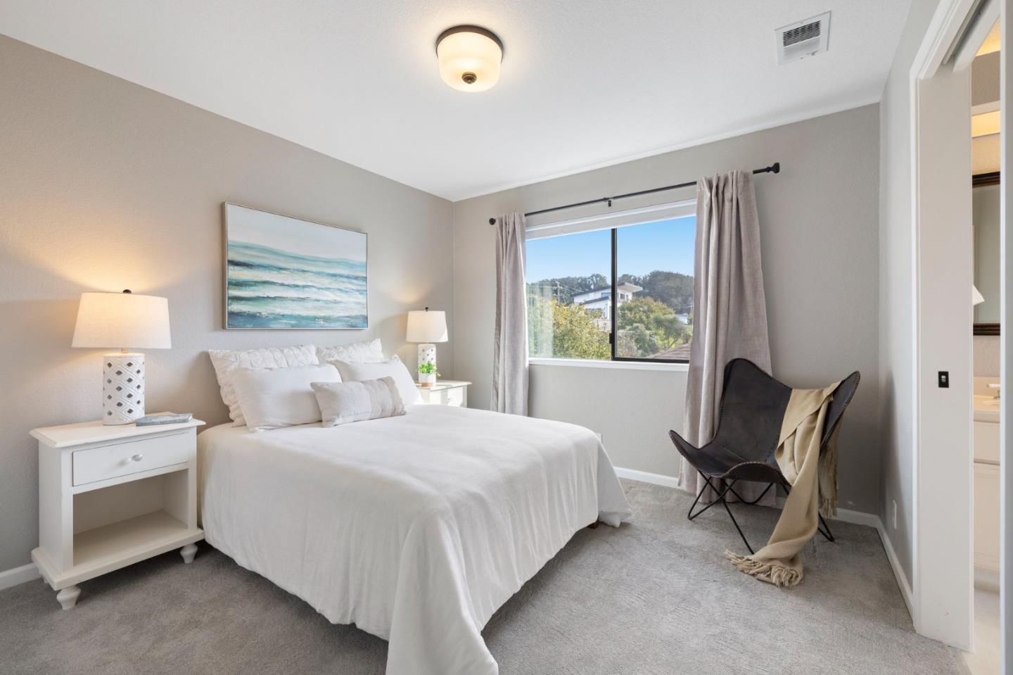 Detail Gallery Image 52 of 107 For 229 Marvilla Cir, Pacifica,  CA 94044 - 4 Beds | 3 Baths