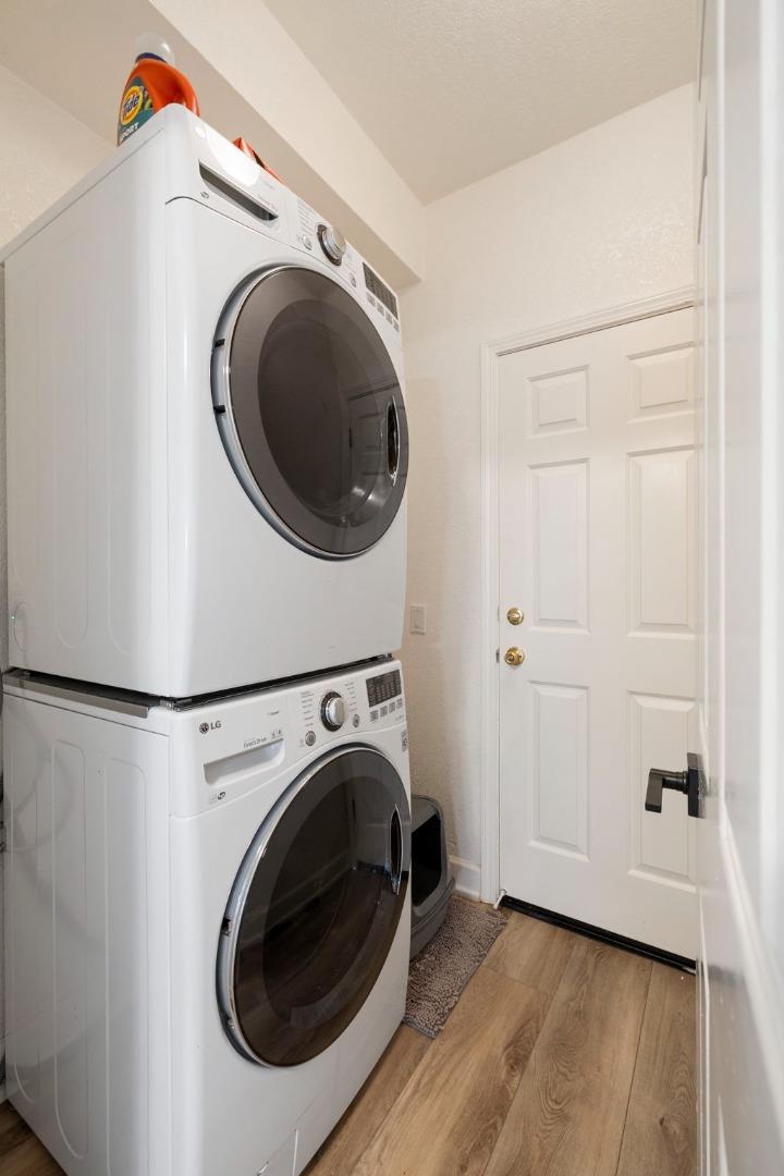 Detail Gallery Image 62 of 107 For 229 Marvilla Cir, Pacifica,  CA 94044 - 4 Beds | 3 Baths