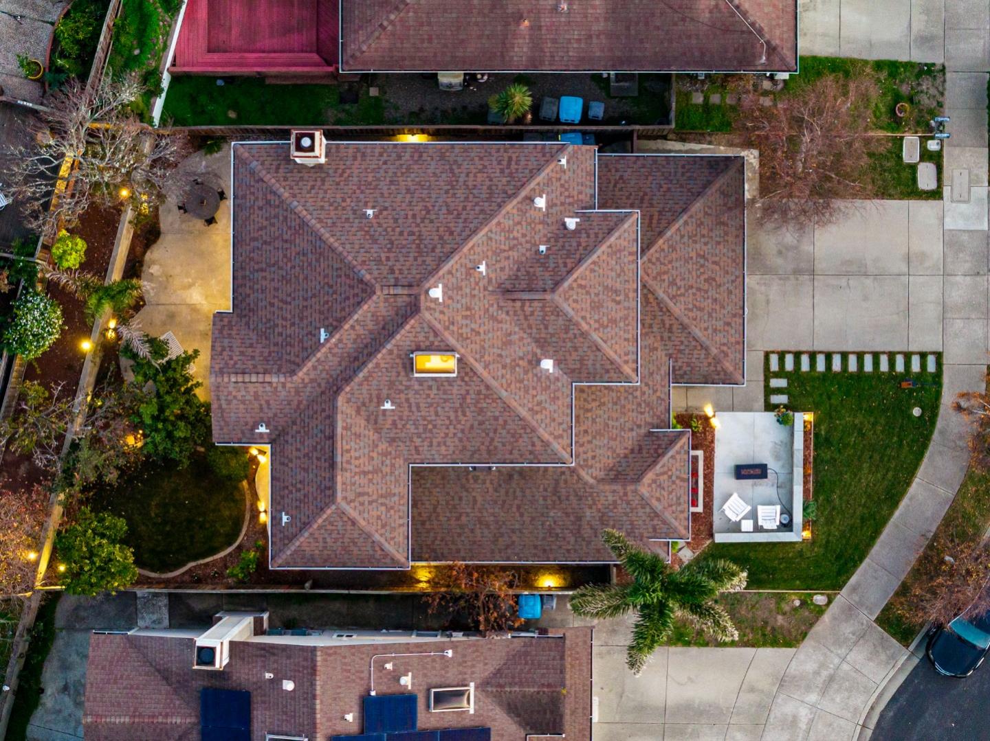 Detail Gallery Image 77 of 107 For 229 Marvilla Cir, Pacifica,  CA 94044 - 4 Beds | 3 Baths