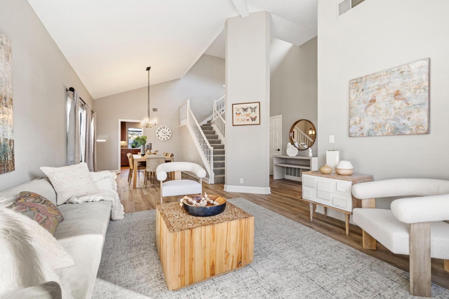 Detail Gallery Image 9 of 107 For 229 Marvilla Cir, Pacifica,  CA 94044 - 4 Beds | 3 Baths