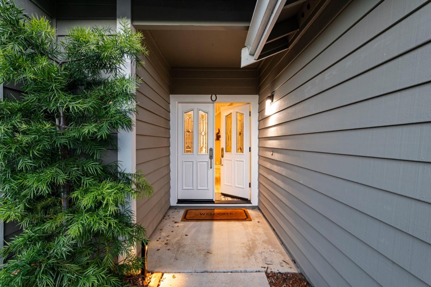 Detail Gallery Image 92 of 107 For 229 Marvilla Cir, Pacifica,  CA 94044 - 4 Beds | 3 Baths