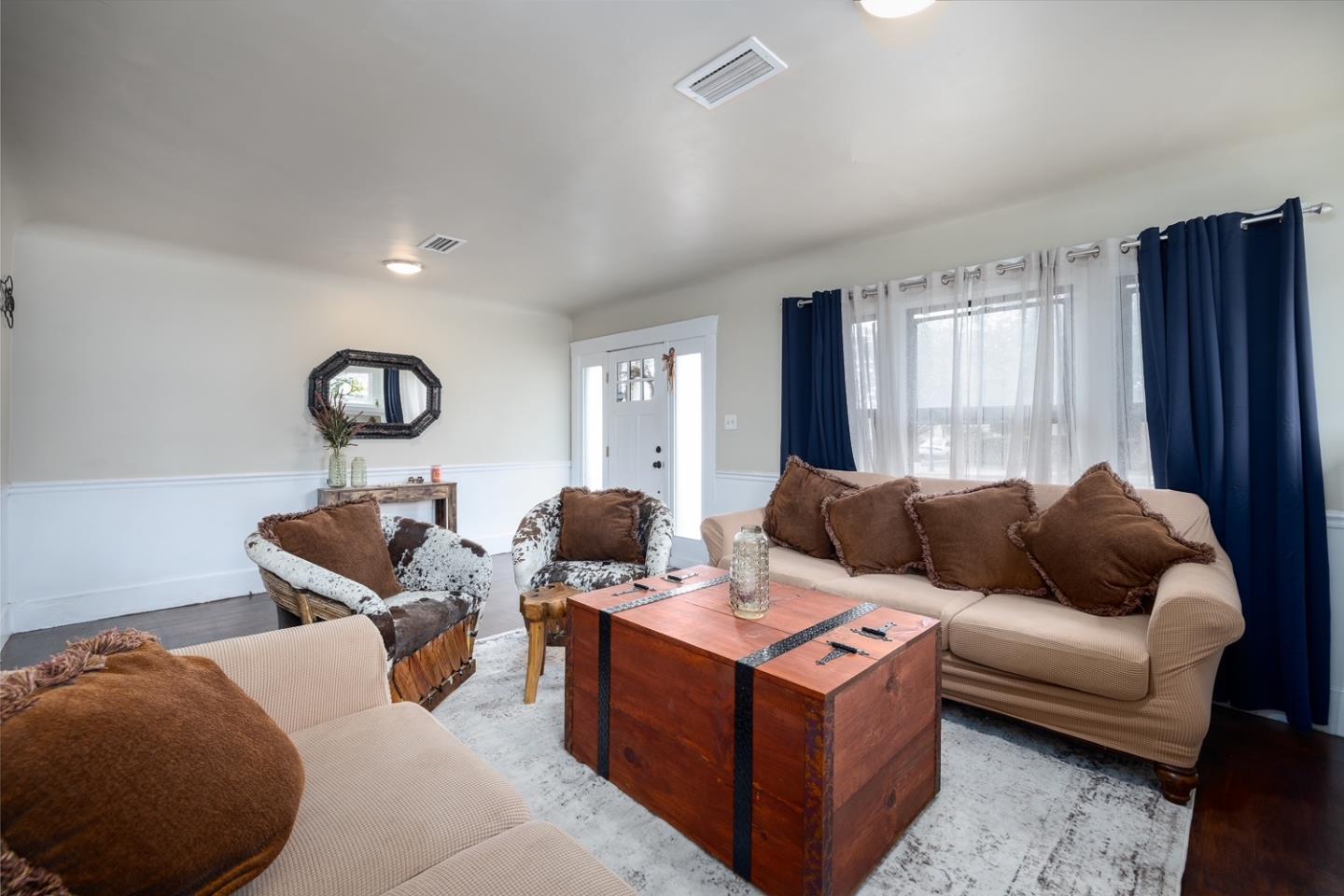 Detail Gallery Image 10 of 27 For 128 Central Ave, Salinas,  CA 93901 - 3 Beds | 1 Baths