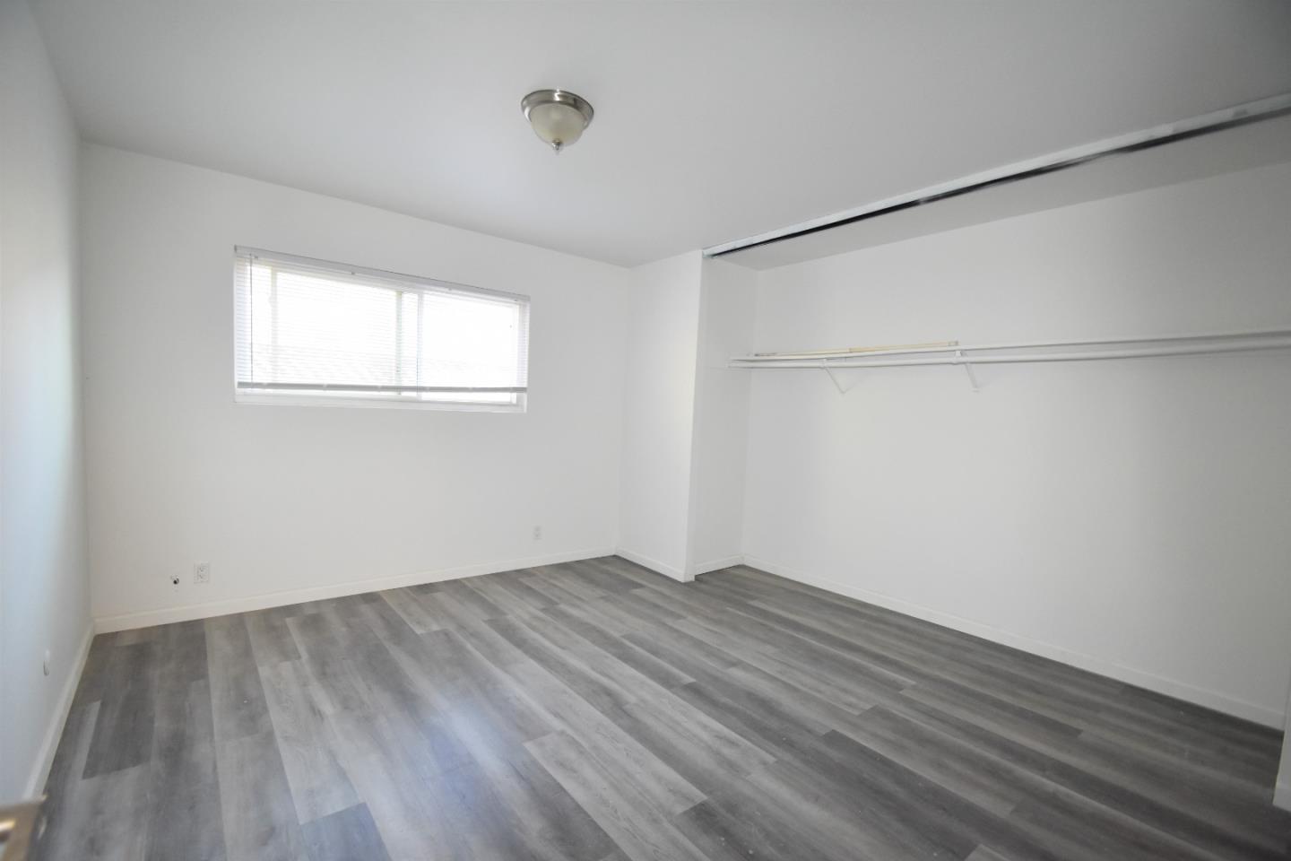 Detail Gallery Image 7 of 10 For 488 S Sunset Ave, San Jose,  CA 95116 - 3 Beds | 2 Baths