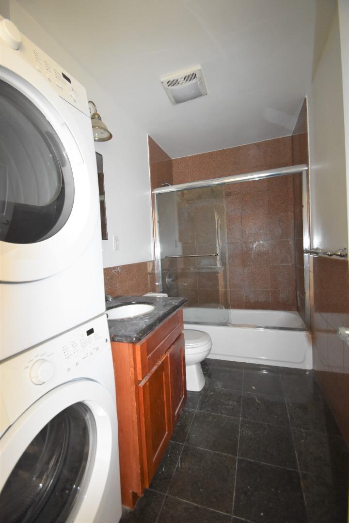 Detail Gallery Image 9 of 10 For 488 S Sunset Ave, San Jose,  CA 95116 - 3 Beds | 2 Baths