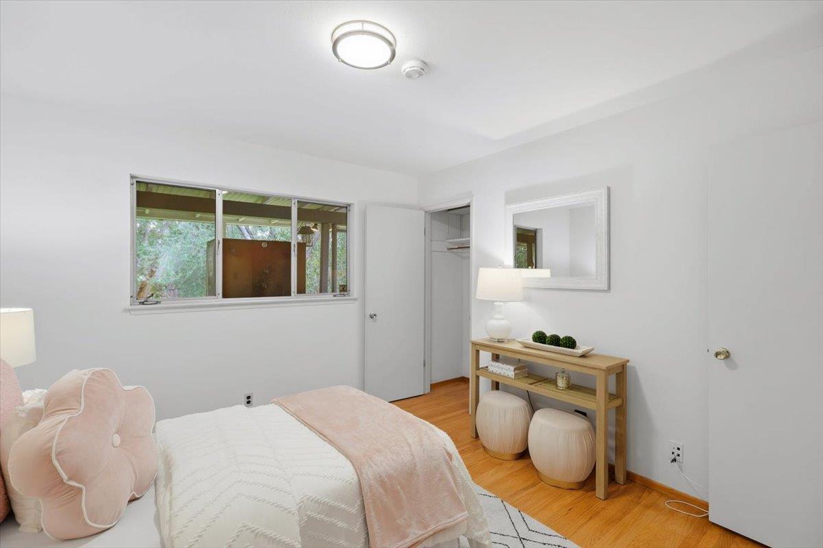 Detail Gallery Image 19 of 56 For 13910 Ravenwood Dr, Saratoga,  CA 95070 - 3 Beds | 2 Baths