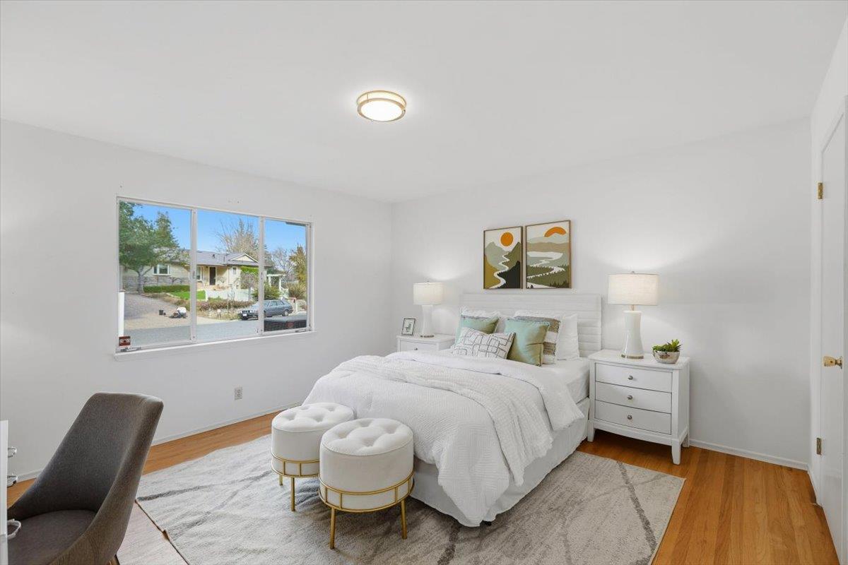 Detail Gallery Image 26 of 56 For 13910 Ravenwood Dr, Saratoga,  CA 95070 - 3 Beds | 2 Baths