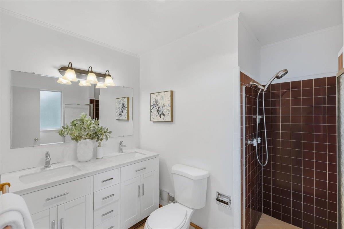 Detail Gallery Image 30 of 56 For 13910 Ravenwood Dr, Saratoga,  CA 95070 - 3 Beds | 2 Baths