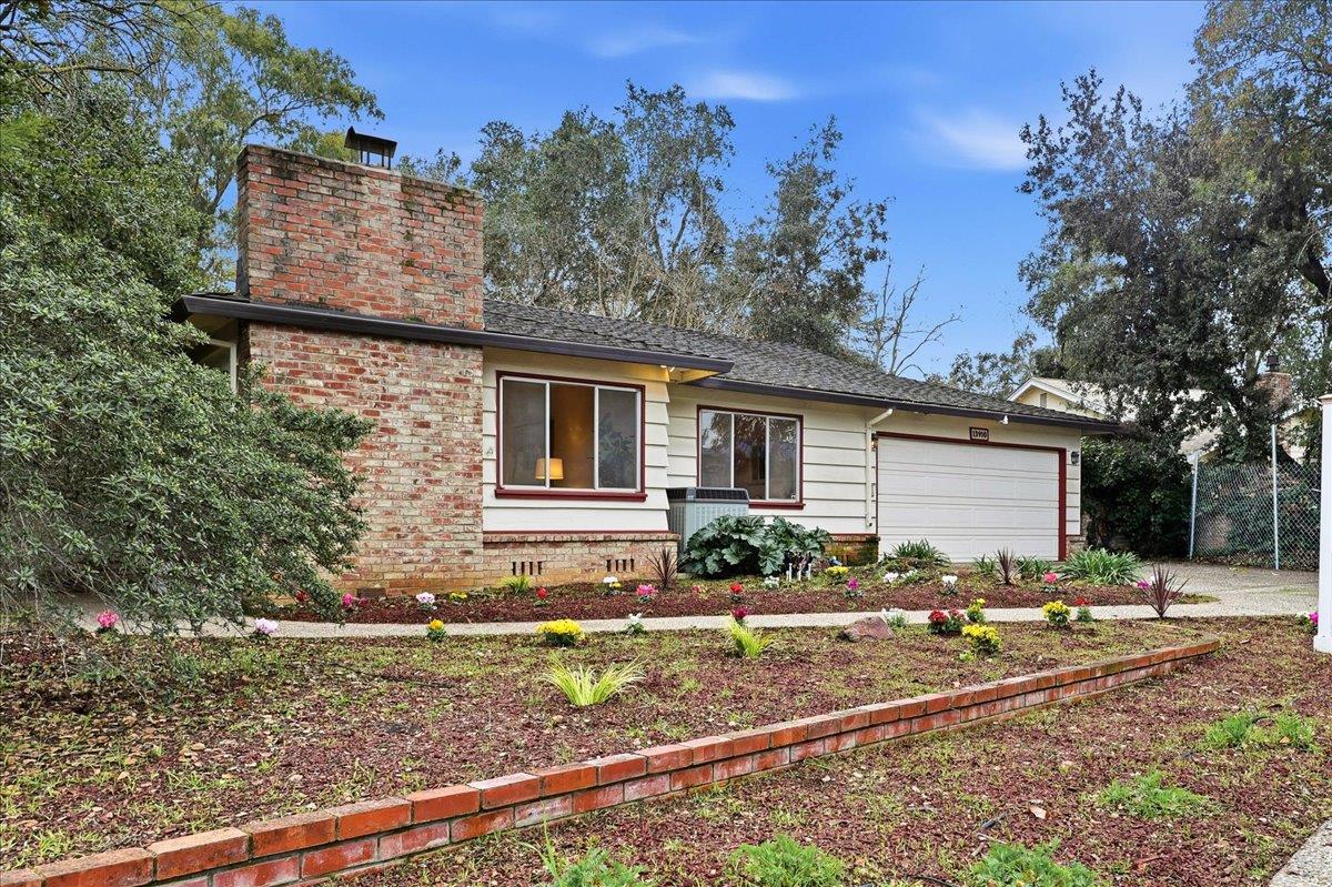 Detail Gallery Image 44 of 56 For 13910 Ravenwood Dr, Saratoga,  CA 95070 - 3 Beds | 2 Baths