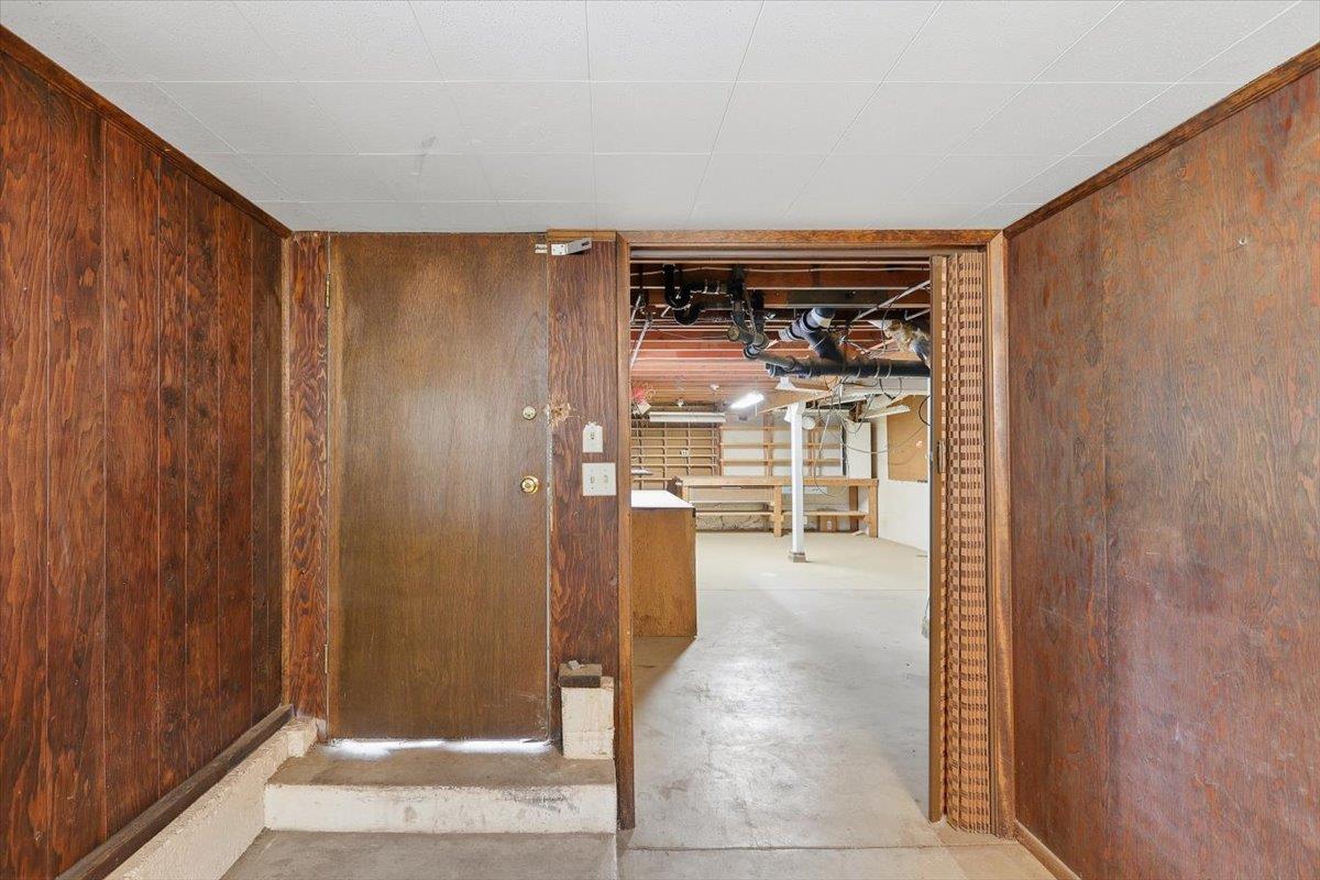 Detail Gallery Image 52 of 56 For 13910 Ravenwood Dr, Saratoga,  CA 95070 - 3 Beds | 2 Baths