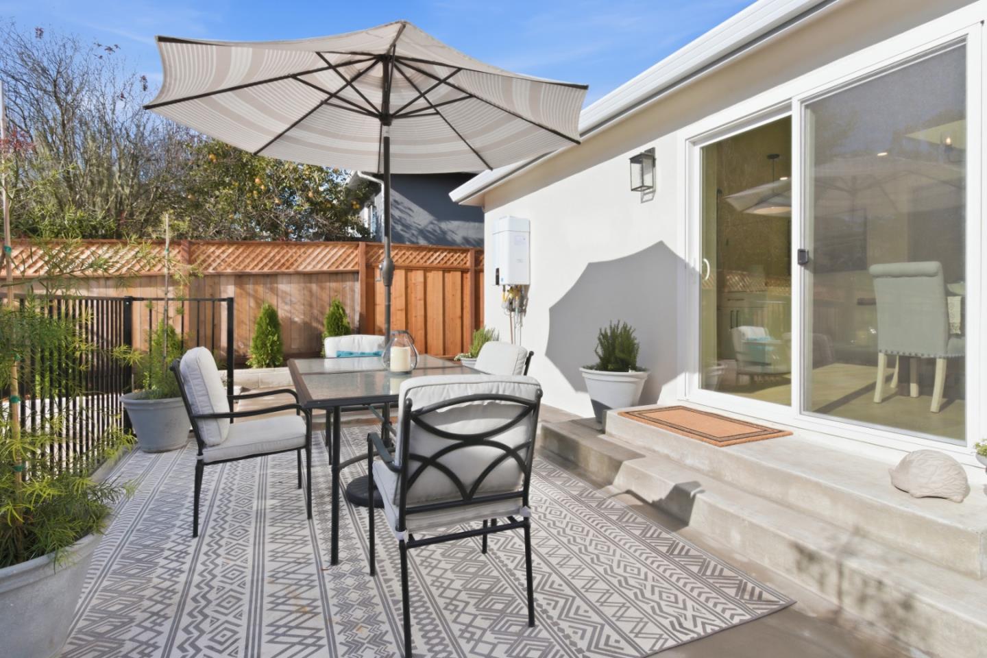 Detail Gallery Image 10 of 42 For 519 Midway Ave, Daly City,  CA 94015 - 5 Beds | 3 Baths