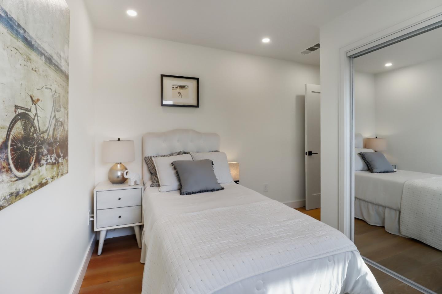 Detail Gallery Image 19 of 42 For 519 Midway Ave, Daly City,  CA 94015 - 5 Beds | 3 Baths