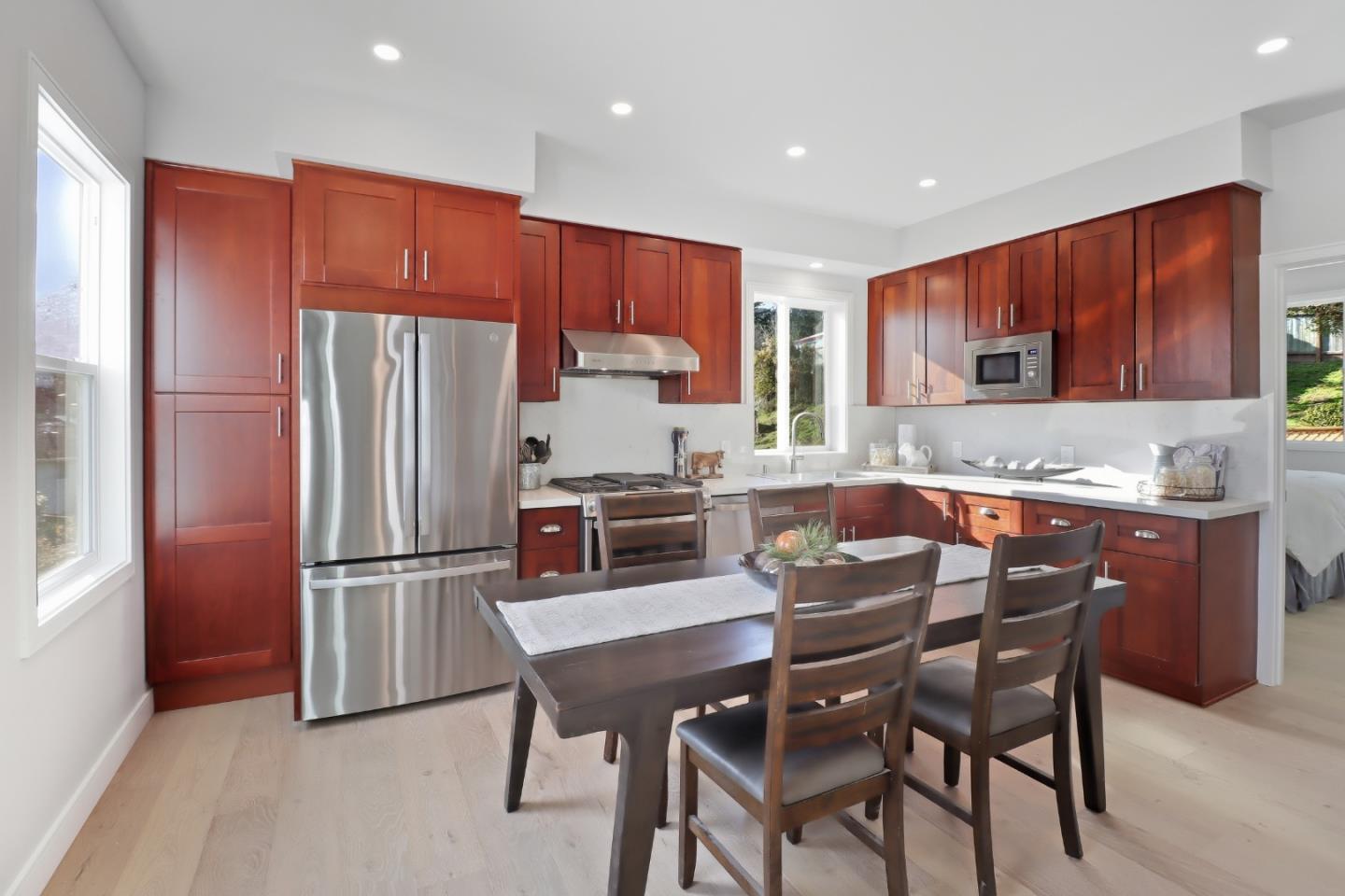 Detail Gallery Image 26 of 42 For 519 Midway Ave, Daly City,  CA 94015 - 5 Beds | 3 Baths