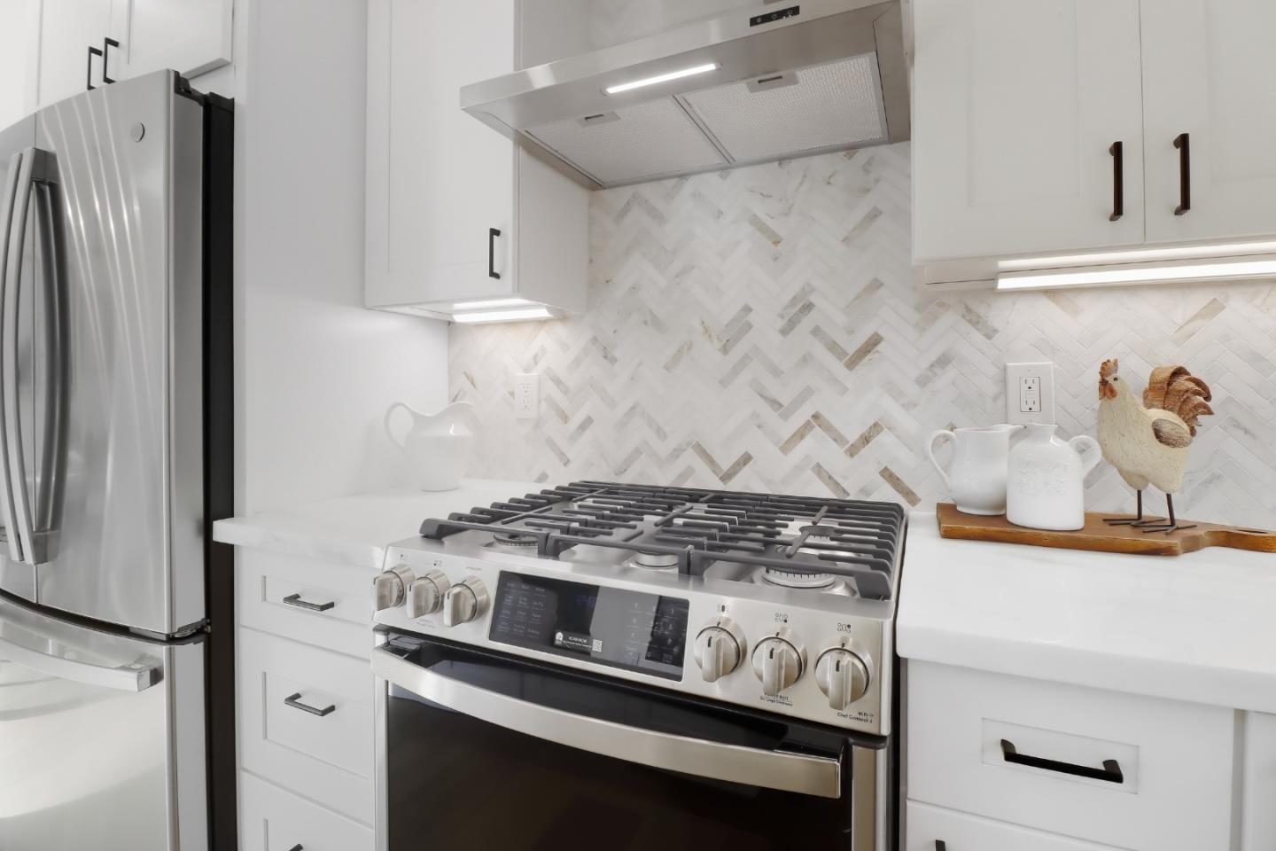 Detail Gallery Image 5 of 42 For 519 Midway Ave, Daly City,  CA 94015 - 5 Beds | 3 Baths