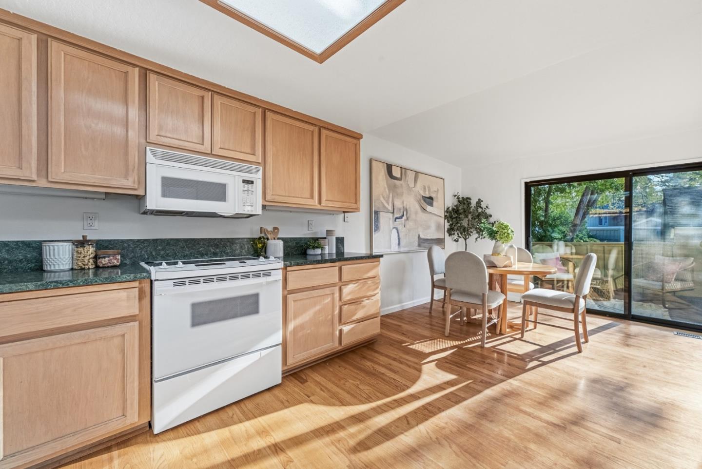 Detail Gallery Image 15 of 39 For 438 Sycamore Hill Dr, Danville,  CA 94526 - 3 Beds | 2/1 Baths