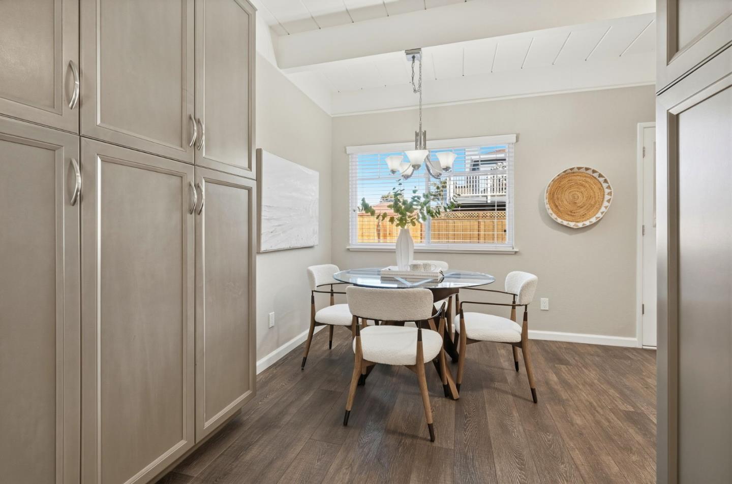 Detail Gallery Image 12 of 39 For 117 Marina Ave, Aptos,  CA 95003 - 2 Beds | 1 Baths