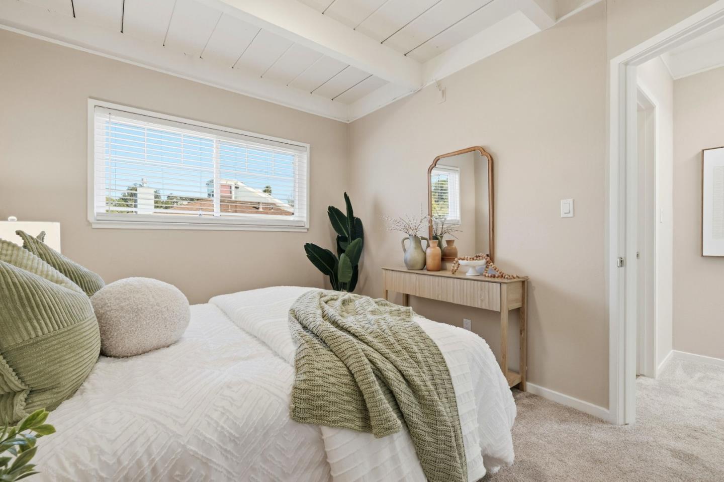 Detail Gallery Image 17 of 39 For 117 Marina Ave, Aptos,  CA 95003 - 2 Beds | 1 Baths