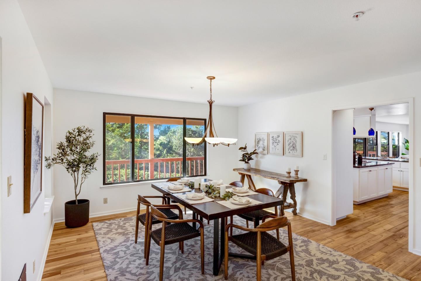 Detail Gallery Image 11 of 25 For 25460 Boots Rd, Monterey,  CA 93940 - 3 Beds | 2/1 Baths